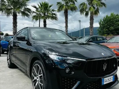 Usata Maserati Levante GranLusso 350 CV (257 kW) 2019 Nero SUV