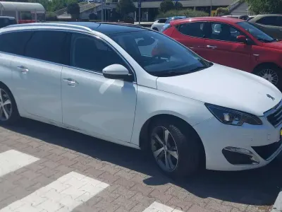 Usata Peugeot 308 Allure 120 CV (88 kW) 2015 Bianco Station wagon