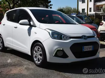 Używany Hyundai i10 Comfort 87 KM (63 kW) 2015 Biały Hatchback