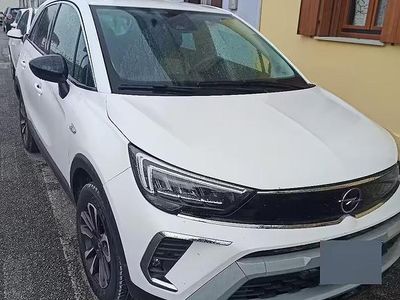 Usata Opel Crossland 110 CV (80 kW) 2024 Bianco SUV
