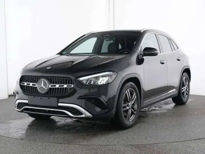 Usata Mercedes GLA200 Advanced Plus 163 CV (119 kW) 2025 Nero ossidiana SUV
