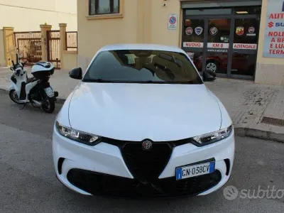 Usata Alfa Romeo Tonale Super 131 CV (96 kW) 2023 Bianco SUV