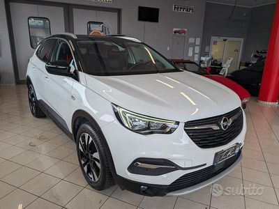 Usata Opel Grandland X 163 CV (119 kW) 2018 Grigio SUV