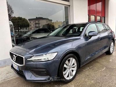Blu/azzurro Usata 2021 Volvo V60 Business Edition Station wagon | 16.800 € (Ottimo prezzo)