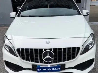 Usata Mercedes A200 Premium 136 CV (100 kW) 2016 Bianco Utilitaria