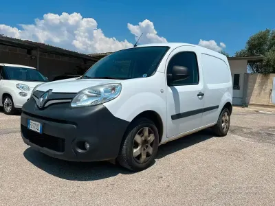 Usata Renault Kangoo 95 CV (69 kW) 2020 Bianco Monovolume