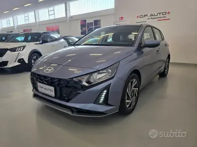 Nuova Hyundai i20 101 CV (74 kW) 2026 Blu Utilitaria
