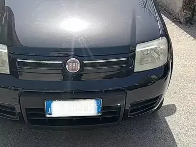 Usata Fiat Panda 4x4 69 CV (50 kW) 2012 Nero Utilitaria