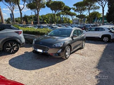 Usata Ford Focus 120 CV (88 kW) 2020 Grigio Station wagon