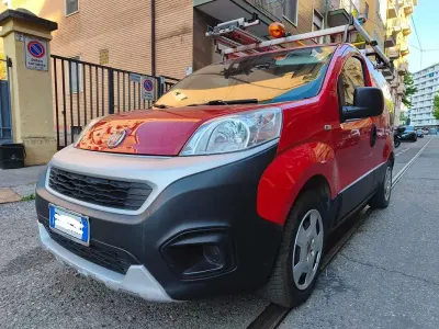Usata Fiat Fiorino 95 CV (69 kW) 2016 Rosso Monovolume