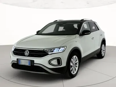 Usata VW T-Roc Edition 116 CV (85 kW) 2025 Pure white nero SUV