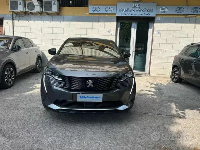 Usata Peugeot 3008 Allure 131 CV (96 kW) 2023 Grigio SUV