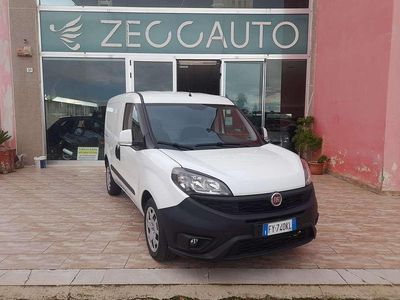 Usata Fiat Doblò 163 CV (119 kW) 2019 Bianco Monovolume