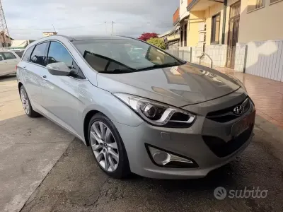 Usata Hyundai i40 136 CV (100 kW) 2013 Grigio Station wagon