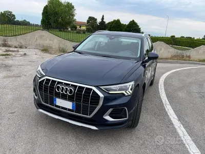 Usata Audi Q3 Business Plus 200 CV (147 kW) 2020 Blu SUV
