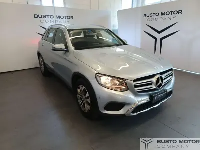 Usata Mercedes GLC220 Business 170 CV (125 kW) 2016 Argento SUV