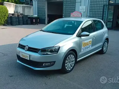 Begagnad VW Polo Comfortline 69 HK (50 kW) 2012 Grå Halvkombi