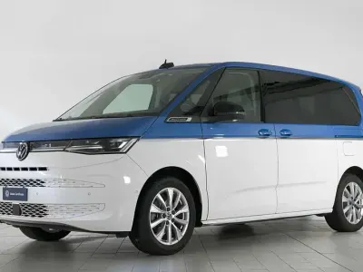 Usata VW Multivan Style 150 CV (110 kW) 2024 Blu Monovolume