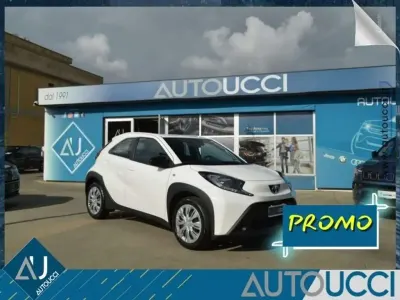Usata Toyota Aygo X Active 72 CV (52 kW) 2025 Superwhite SUV