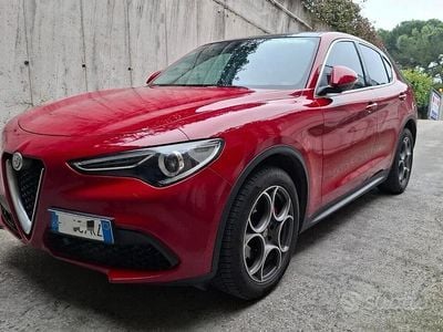 Usata Alfa Romeo Stelvio 280 CV (205 kW) 2017 Rosso SUV