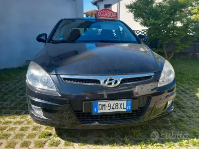 Usata Hyundai i30 109 CV (80 kW) 2008 Berlina