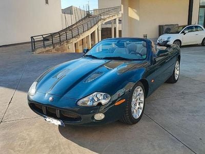 Usata Jaguar XKR 363 CV (266 kW) 2002 Verde Cabrio
