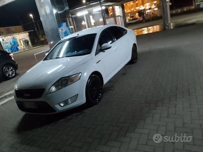 Usata Ford Mondeo 140 CV (102 kW) 2008 Bianco Berlina