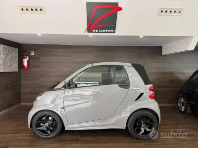 Usado Smart ForTwo Cabrio Pulse 71 CV (52 kW) 2014 Gris Descapotable