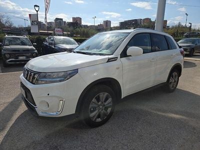 Usata Suzuki Vitara Cool 129 CV (94 kW) 2023 Bianco SUV