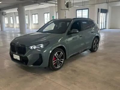 Nuova BMW X1 M Sport 190 CV (139 kW) 2026 Verde SUV