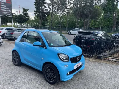 Usata Smart ForTwo Cabrio Brabus 90 CV (66 kW) 2016 Blu/azzurro Cabrio