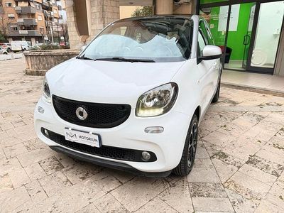 Usata Smart ForFour Passion 71 CV (52 kW) 2016 Bianco Utilitaria