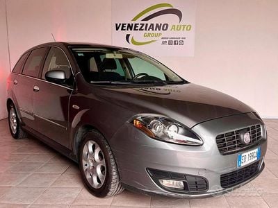 Usata Fiat Croma Active 149 CV (109 kW) 2010 Grigio Station wagon