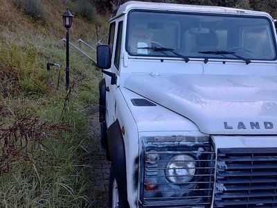 Gebraucht Land Rover Defender 68 PS (50 kW) 2012 Weiß SUV