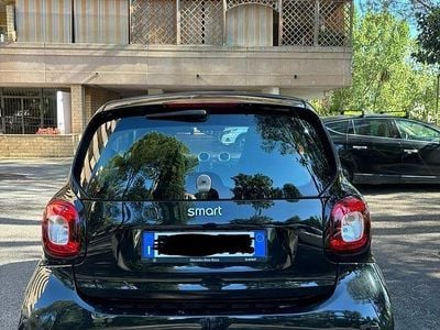 Usata Smart ForTwo Coupé 61 CV (44 kW) 2017 Utilitaria