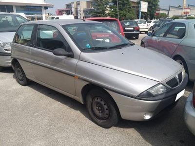 Lancia ypsilon 1998