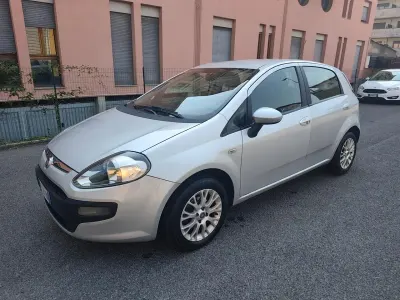 Usata Fiat Punto Evo S 69 CV (50 kW) 2012 Argento Utilitaria