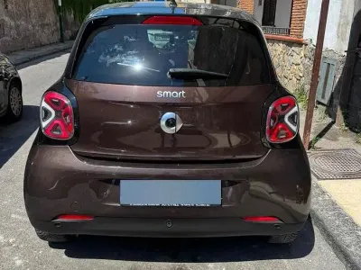 Usata Smart ForFour 90 CV (66 kW) 2019 Utilitaria