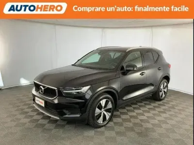 Usata Volvo XC40 Momentum 150 CV (110 kW) 2020 Nero SUV