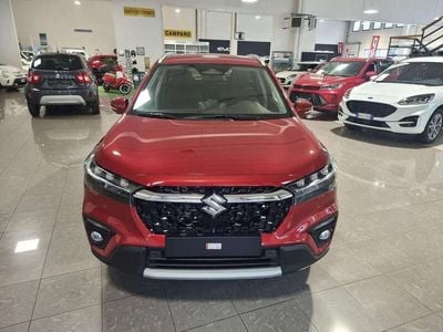 Bianco Usata 2024 Suzuki SX4 S-Cross SUV | 28.300 € (Cara)
