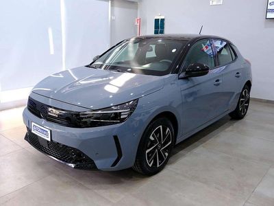 Usata Opel Corsa GS Line 101 CV (74 kW) 2024 Grigio Berlina