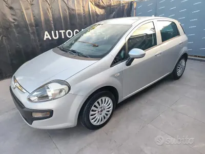 Usata Fiat Punto Evo 69 CV (50 kW) 2010 Grigio Utilitaria