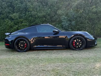 Usata Porsche 992 450 CV (330 kW) 2024 Nero Coupé