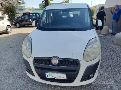 Usata Fiat Doblò 105 CV (77 kW) 2011 Bianco Monovolume