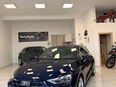 Usata Audi A3 Comfort 149 CV (109 kW) 2024 Blu Berlina