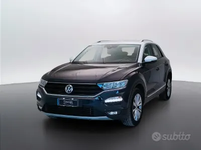 Usado VW T-Roc Style 116 CV (85 kW) 2019 Gris SUV