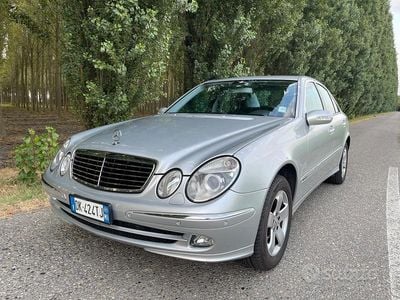 Mercedes E280