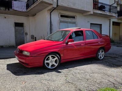 Usata Alfa Romeo 155 116 CV (85 kW) 1995 Rosso Berlina