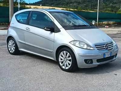 Usata Mercedes 170 Avantgarde 116 CV (85 kW) 2006 Grigio Coupé