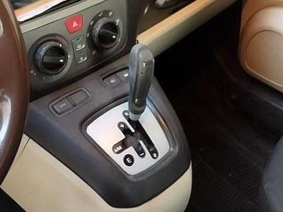 Usata Lancia Musa 90 CV (66 kW) 2005 Grigio Monovolume